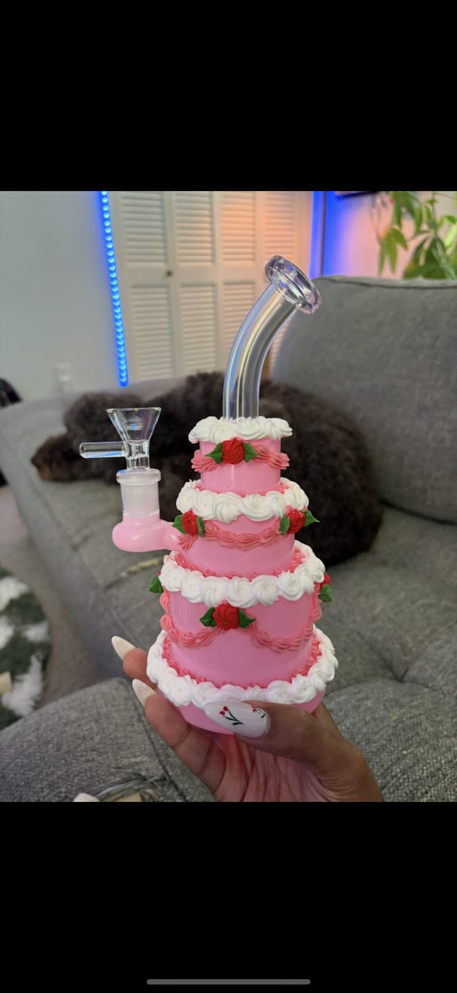 Customer photo review of CAKE BONG