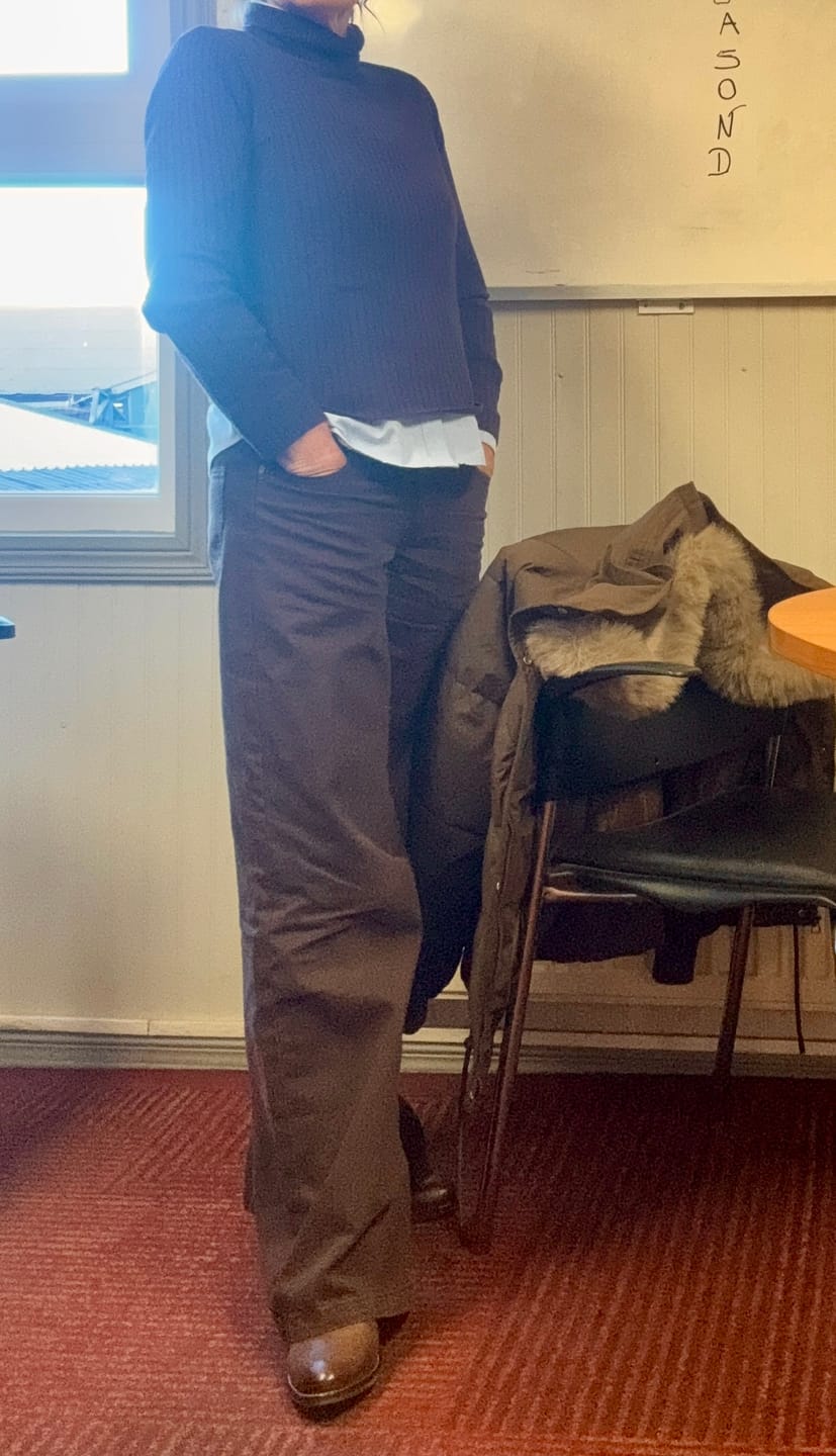 Customer photo review of JEANS WIDE LEG JOSEFA TIRO BAJO café