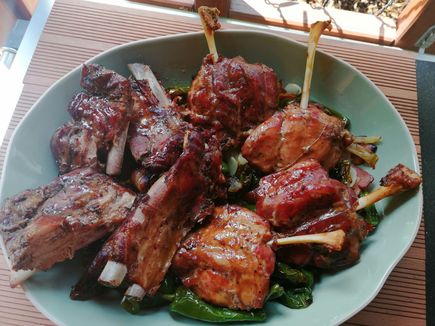 Customer photo review of Pig Wing Sixpack "Big Six Wins"