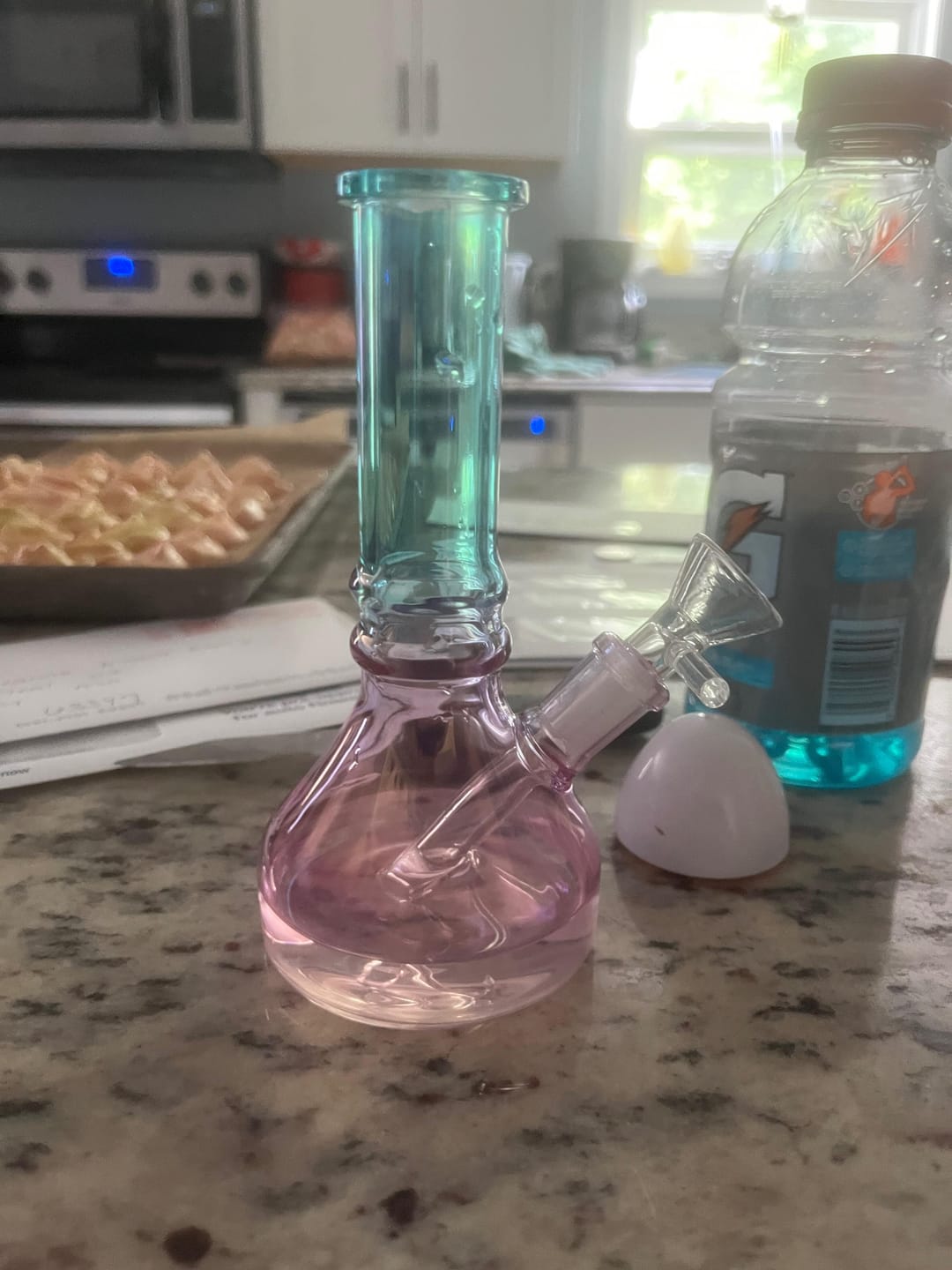 Customer photo review of IRIDESCENT GRADIENT BONG 6"