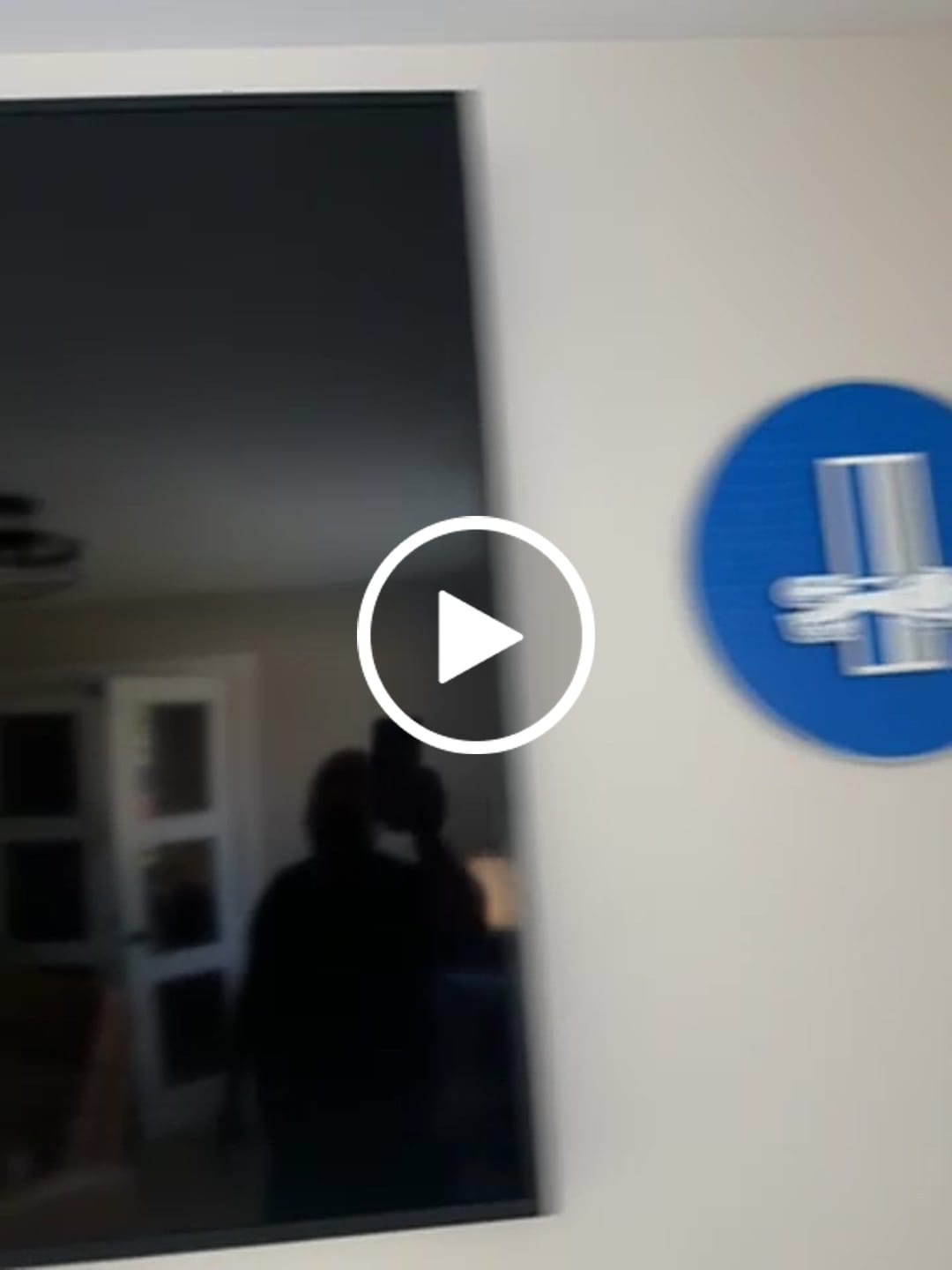 Customer video review of Detroit Lions CRAFT SERIES "1961" Vintage Logo 3D Embossed Metal Wall Art
