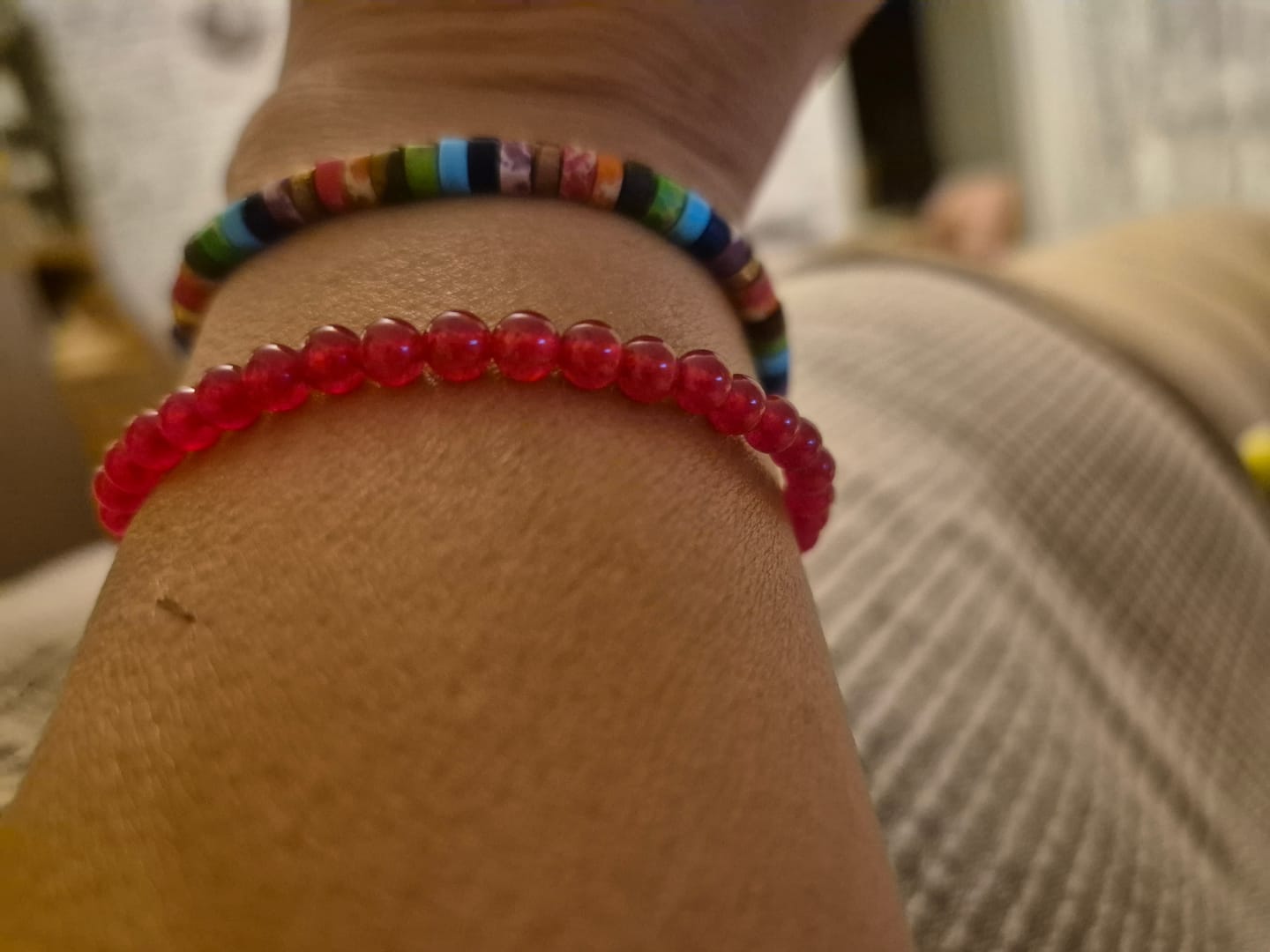 Customer photo review of 7 Chakren Energiearmband aus Jaspis