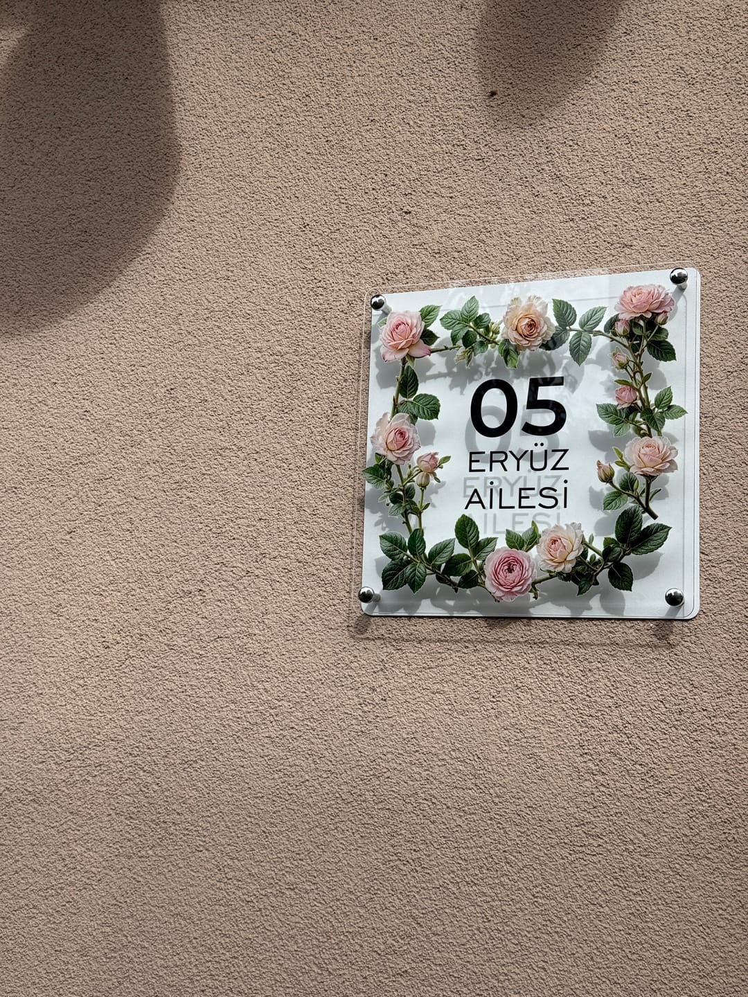 Customer photo review of Kişiye Özel Gül Desenli Kapı Numarası ve Aile İsimliği