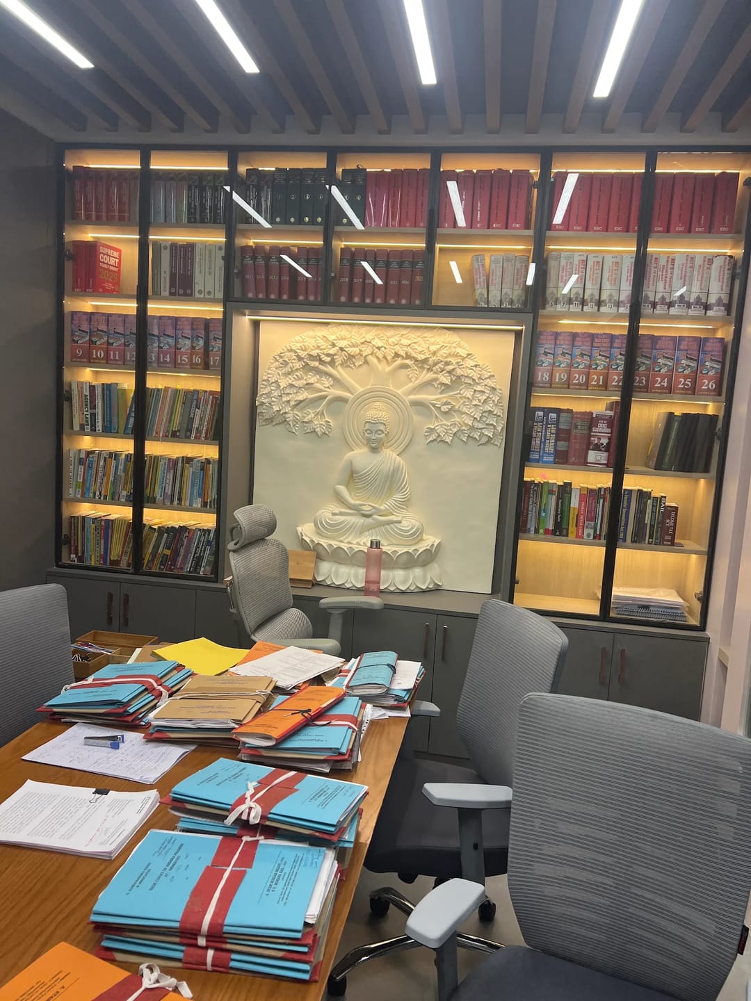 Customer photo review of 4.5ft Meditating Buddha Mural on Lotus | The Bodhi Tree🌳