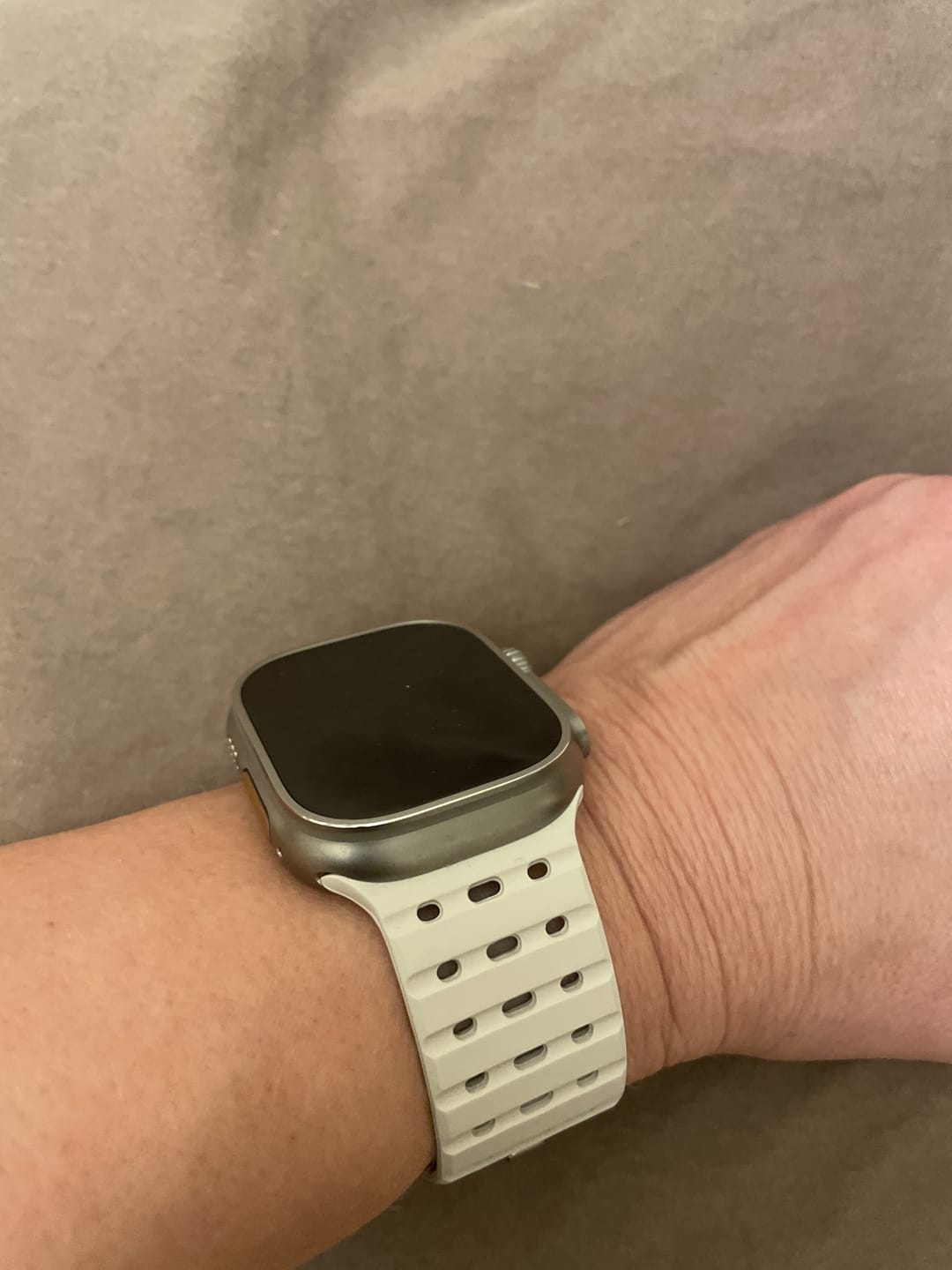 Customer photo review of arktisband Apple Watch magnetisches Silikonarmband „Power“