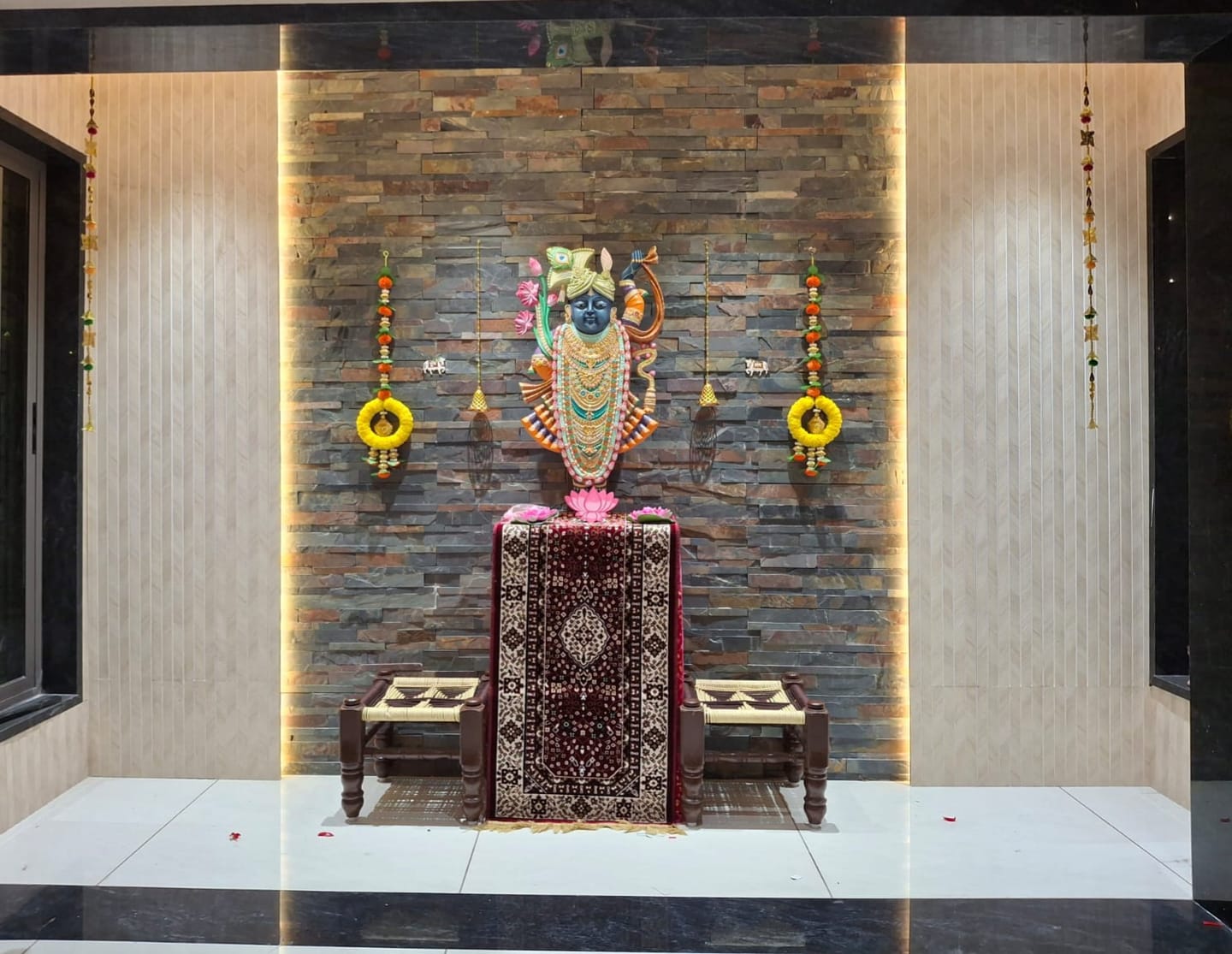 Customer photo review of Shrinathji Wall Mural 36x22 Inches | Govardhan Nathdwara Krishna Sculpture for Home & Temple