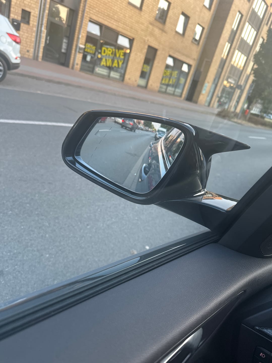 Customer photo review of BMW 1/2 Series F40/F44/G29/J29 M-Style Gloss Black Mirror Covers (2019+)