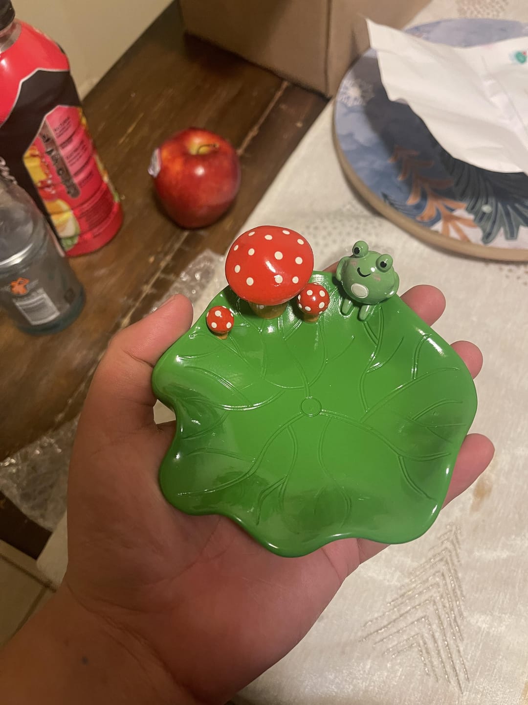 Customer photo review of FROG LILY PAD ASHTRAY