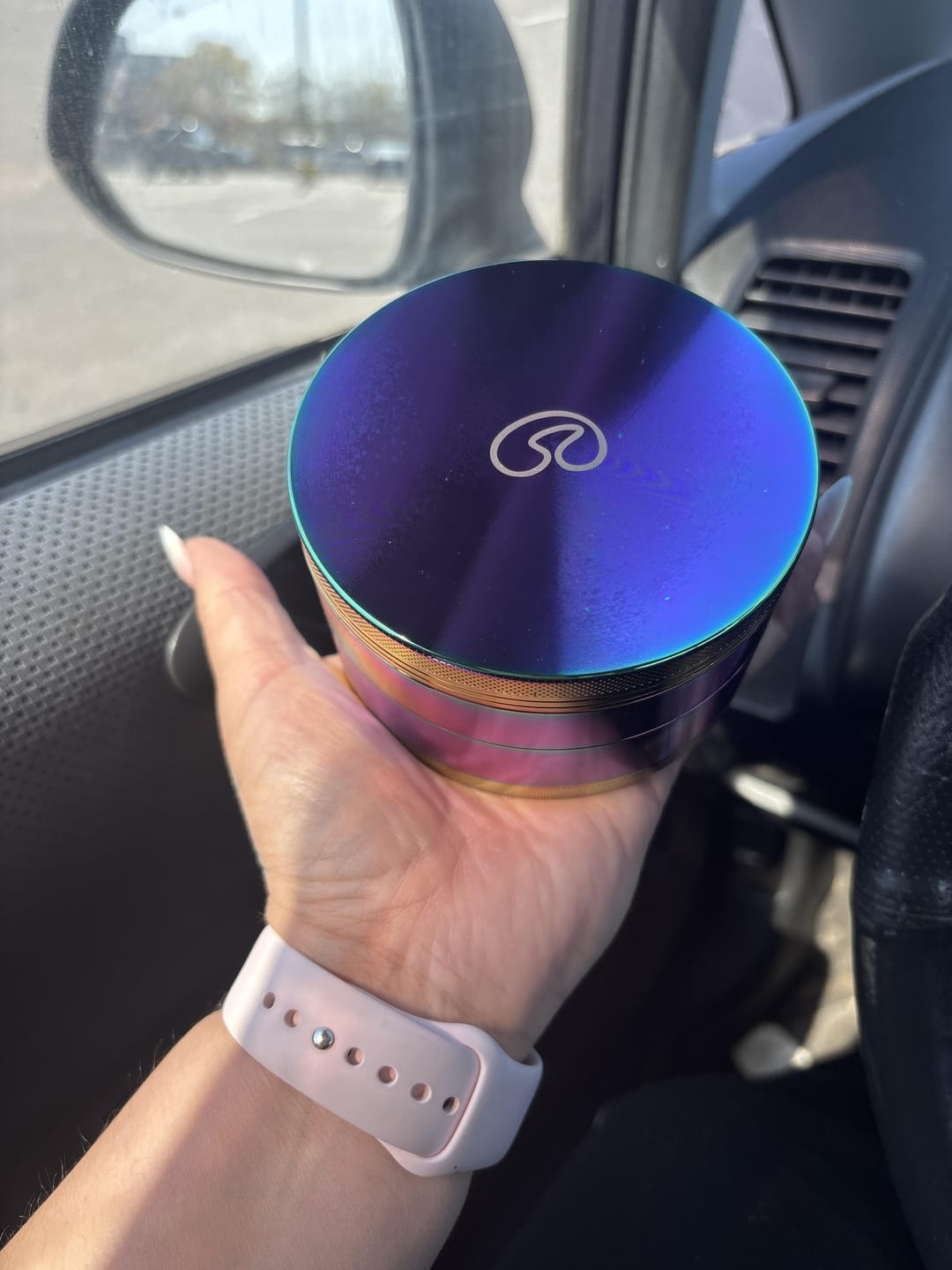 Customer photo review of XXL RAINBOW METALLIC GRINDER