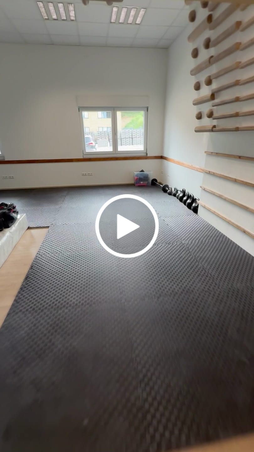 Customer video review of Puzzle Matte | 100cm x 100cm | Just-Mats