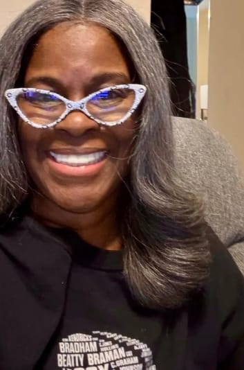Customer photo review of Luvwin Dark Gray Color Salt & Pepper Custom Wavy Hair 5x5 Pre-cut Lace Bob Wig For Seniors