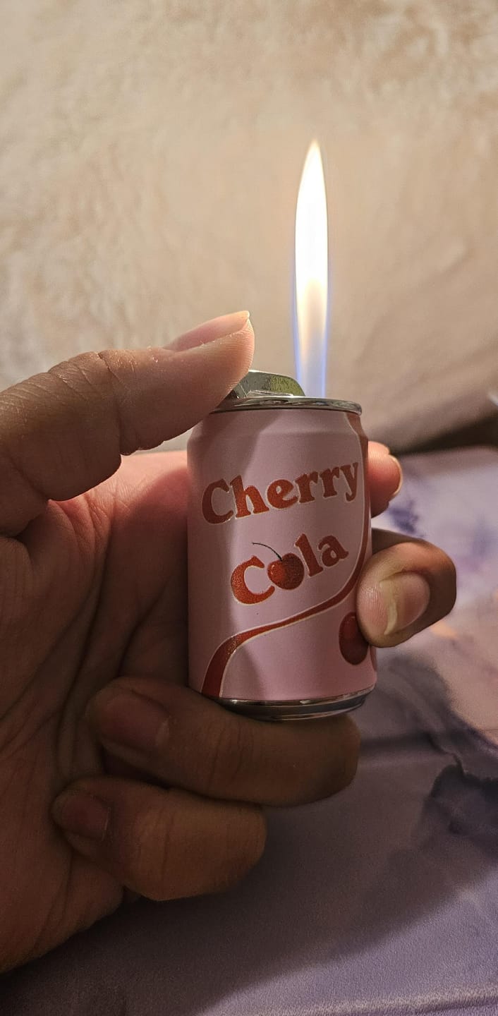 Customer photo review of CHERRY COLA LIGHTER