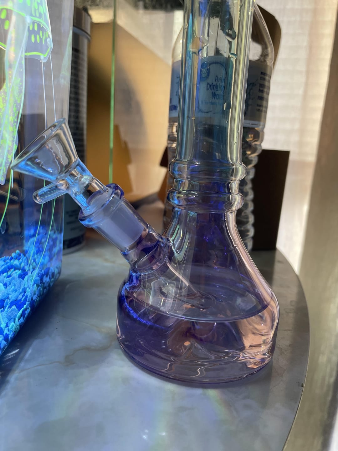 Customer photo review of IRIDESCENT GRADIENT BONG 6"