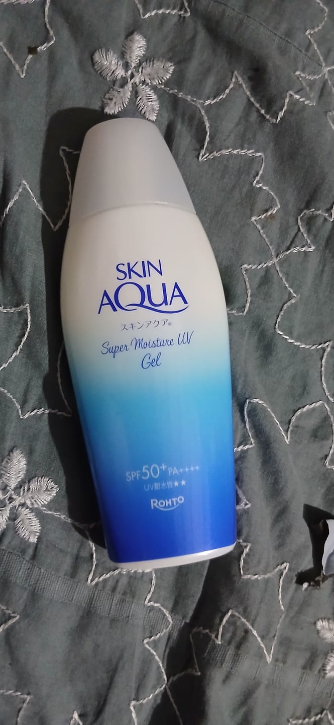 Customer photo review of Skin Aqua Super Moisture UV Gel 110g – Value Size Sunscreen SPF50+ PA++++