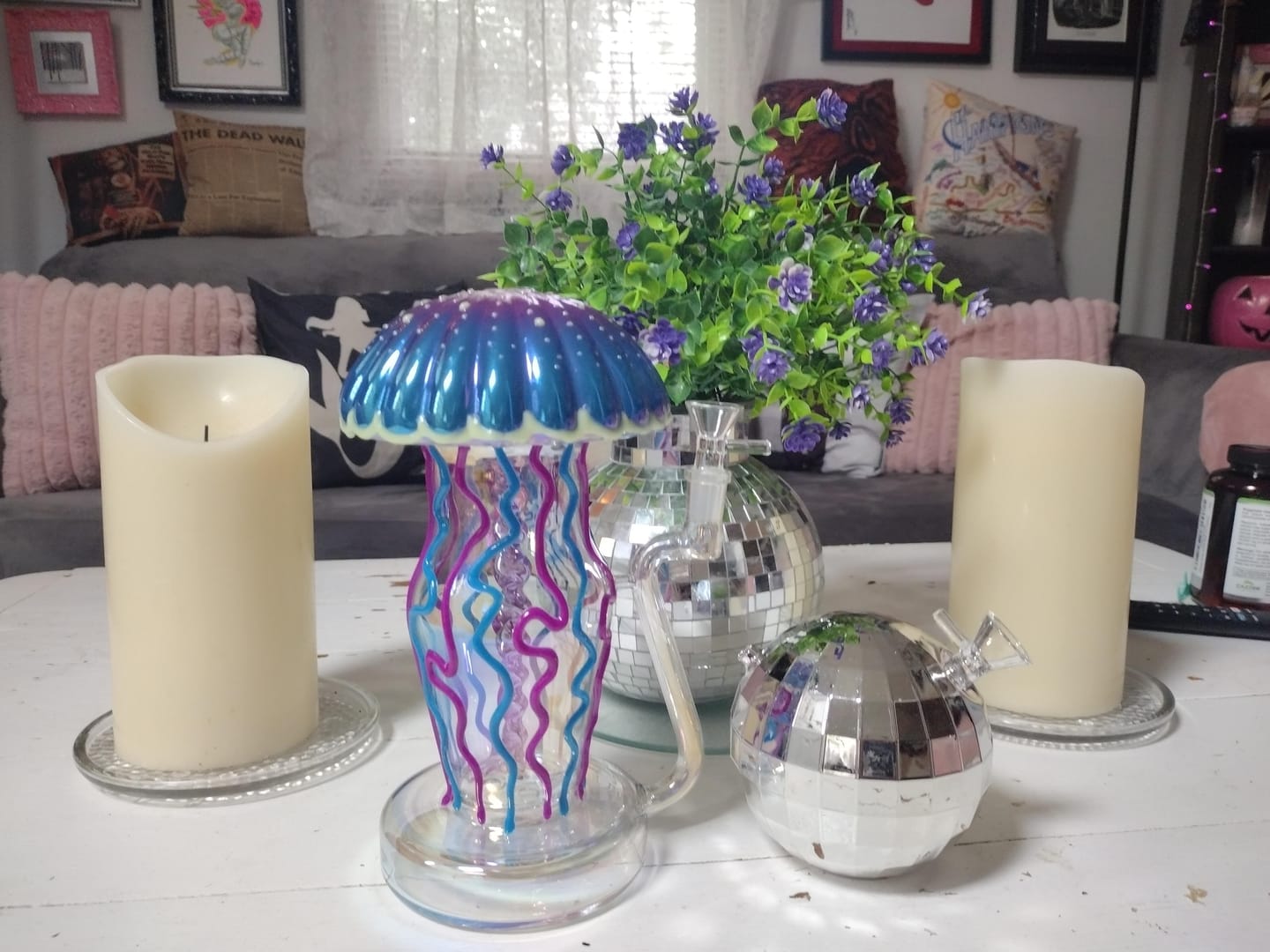 Customer photo review of IRIDESCENT JELLYFISH BONG