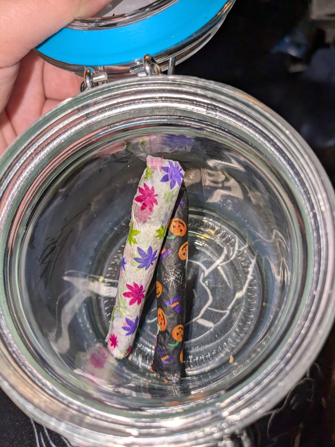 Customer photo review of POT LEAF ROLLING PAPERS