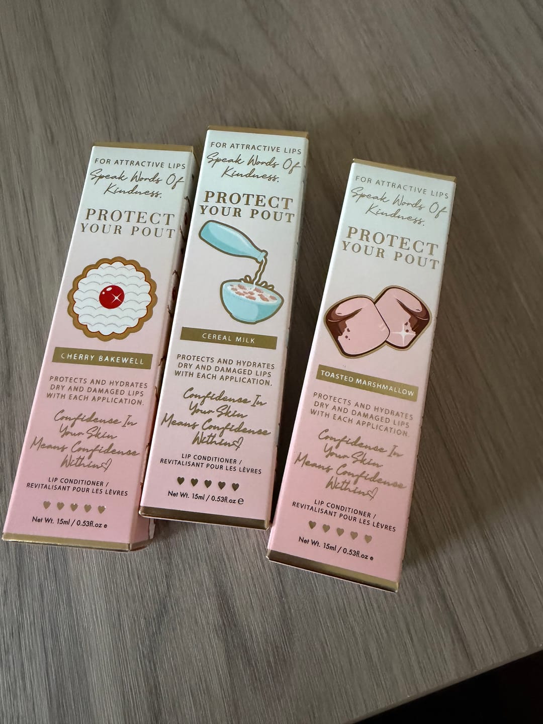 Vásárlói fotóértékelés a Protect Your Pout kulcstartó ajakápolóról