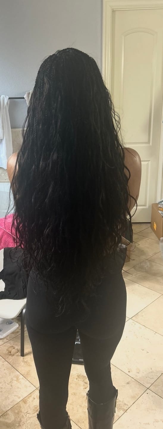 Customer photo review of Double Drawn Burmese Body Wave Human Braiding Hair