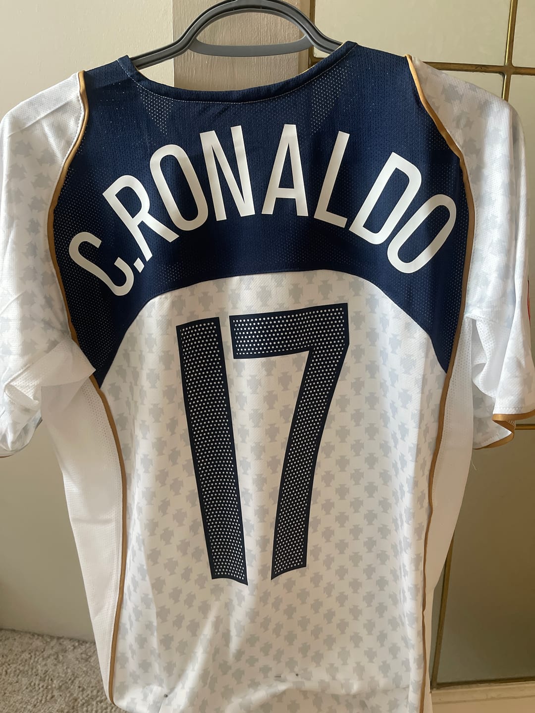 Customer photo review of Cristiano Ronaldo 17 Portugal EURO 2004 Retro White Away Soccer Kit Jersey Trikot Soccer Shirt