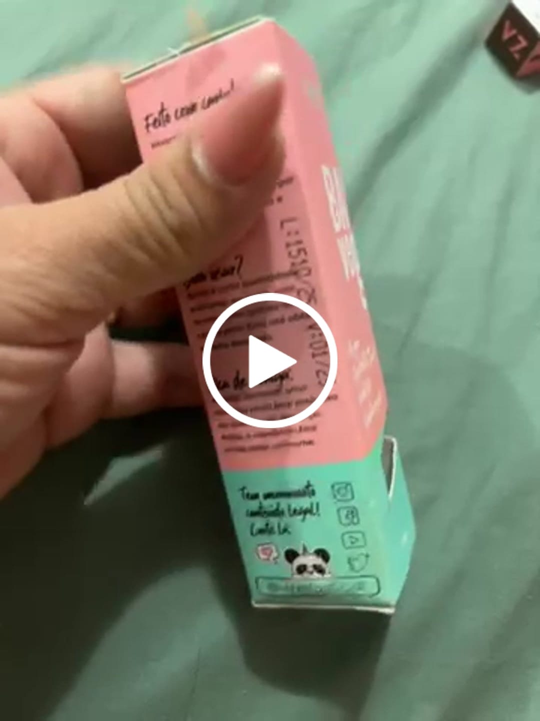Customer video review of Base Líquida Matte - Vizzela