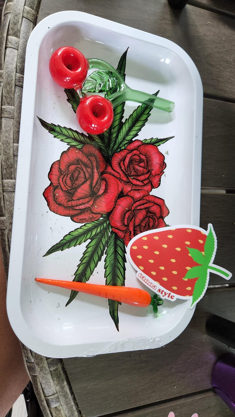 Customer photo review of DOUBLE BOWL CHERRY PIPE