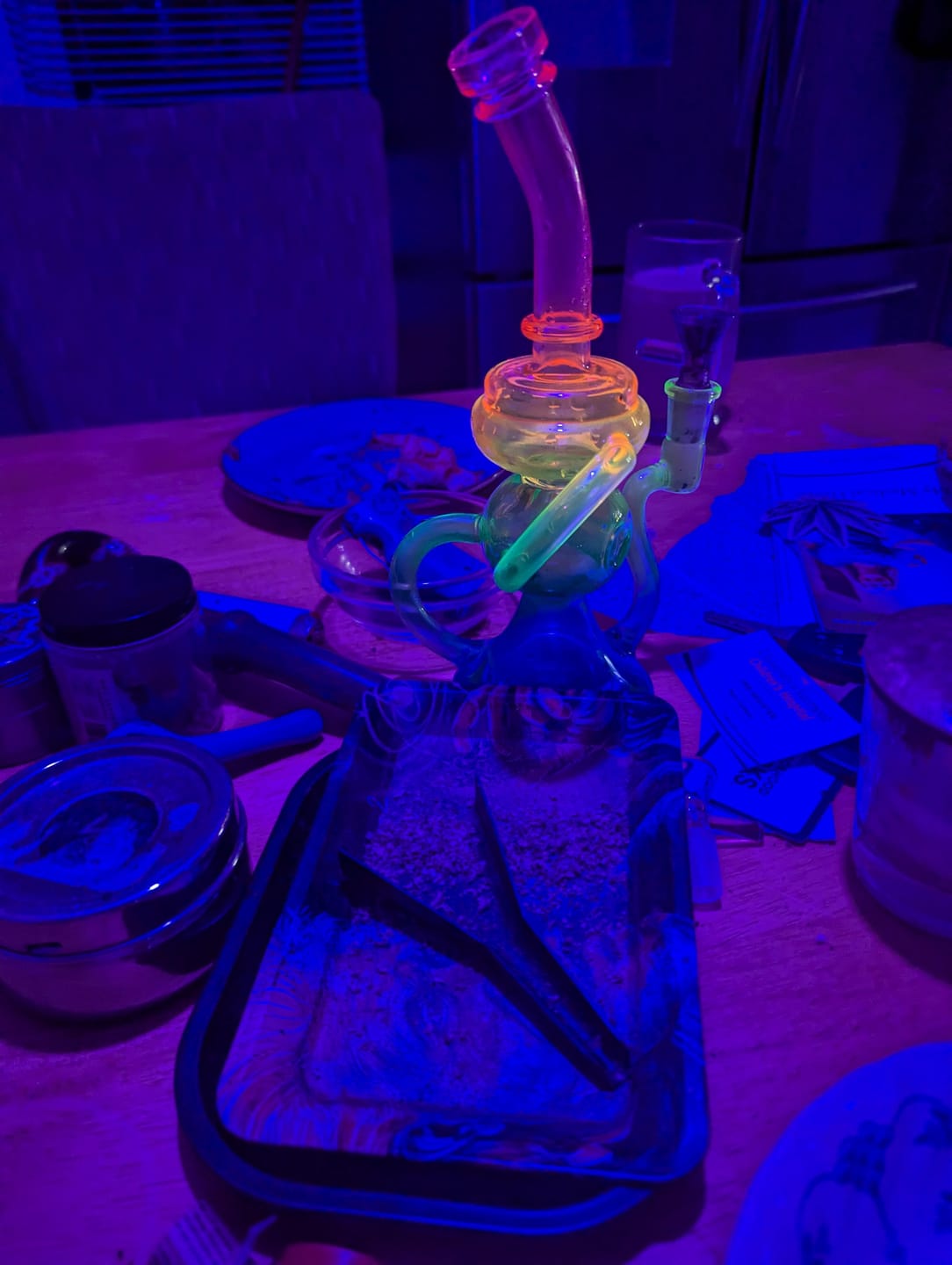 Customer photo review of NEON RAINBOW RECYCLER BONG (uv reactive)
