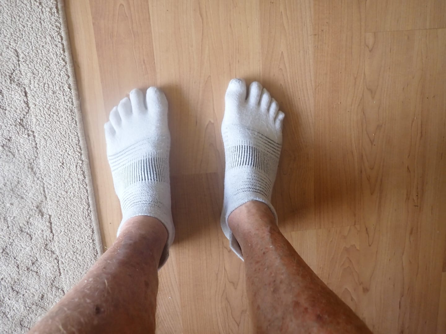 Customer photo review of Performance Toe-Socks (3 pairs bundle)
