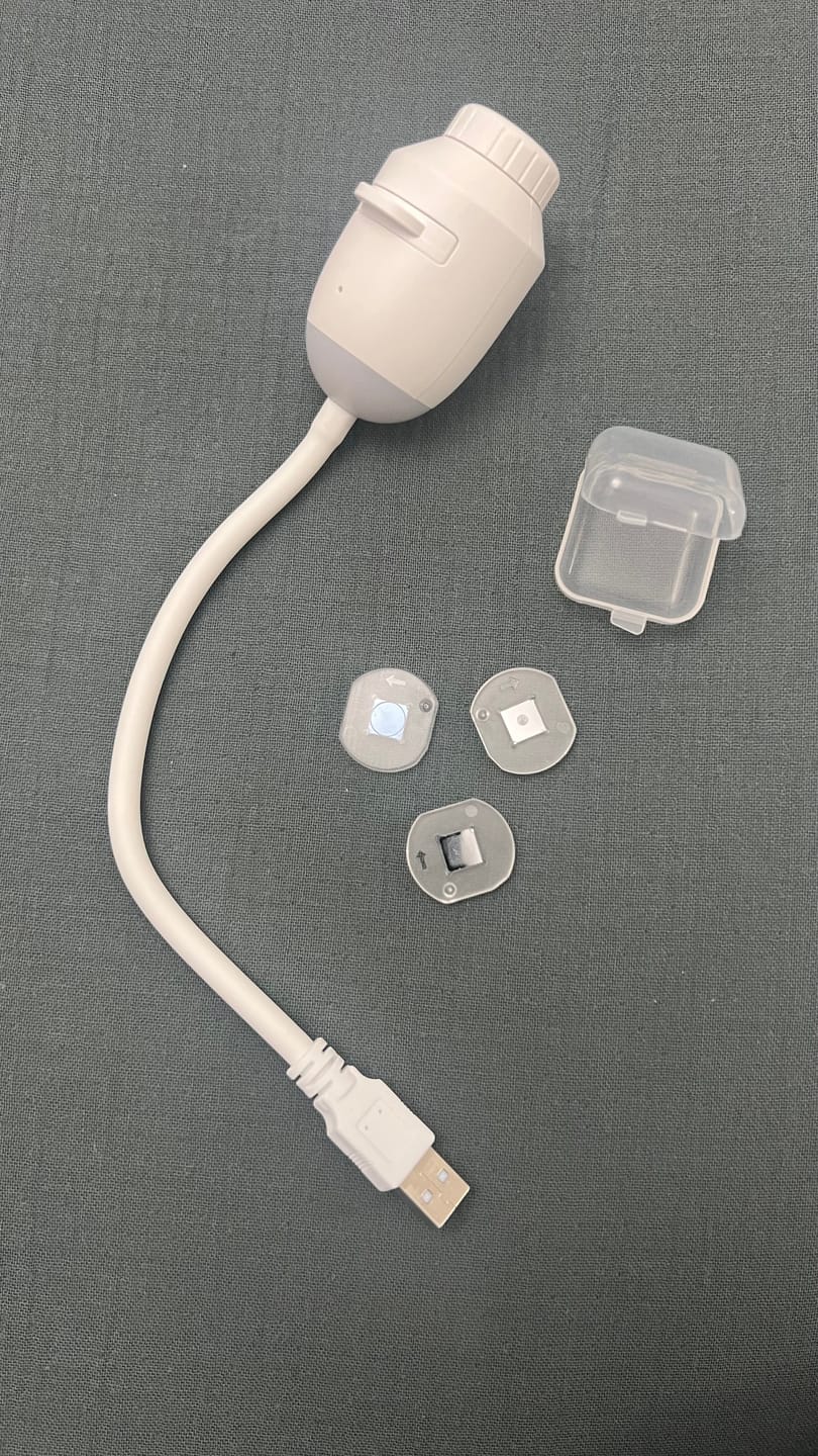 Customer photo review of USB Galaksi Projektör 2’si 1 Arada – LED Gece Lambası – 360° Ayarlanabilir 3 Değiştirilebilir Filmli LED Projektör