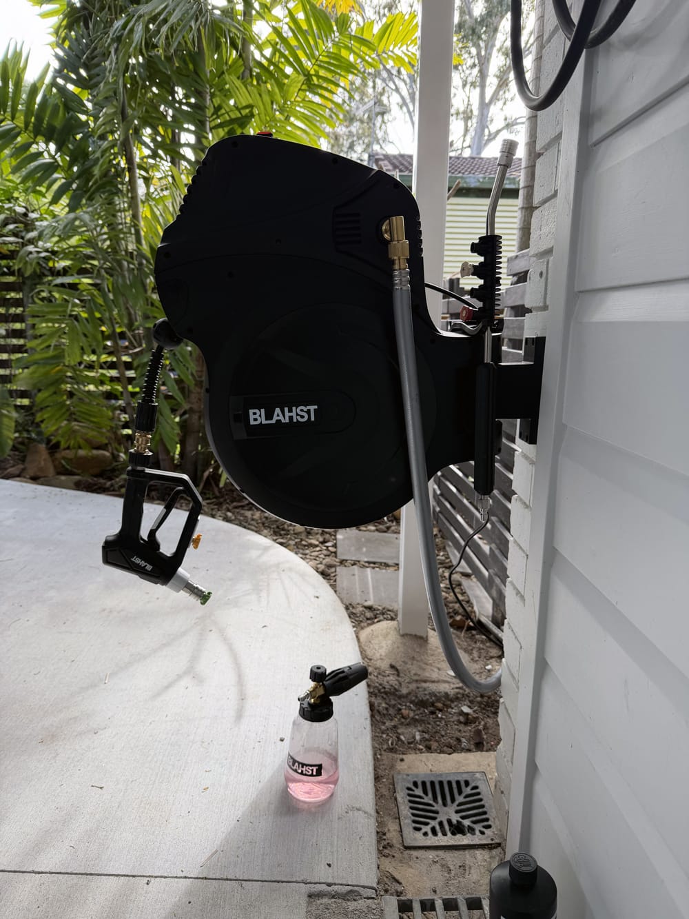 Customer photo review of R30 Wall-Mounted Pressure Washer