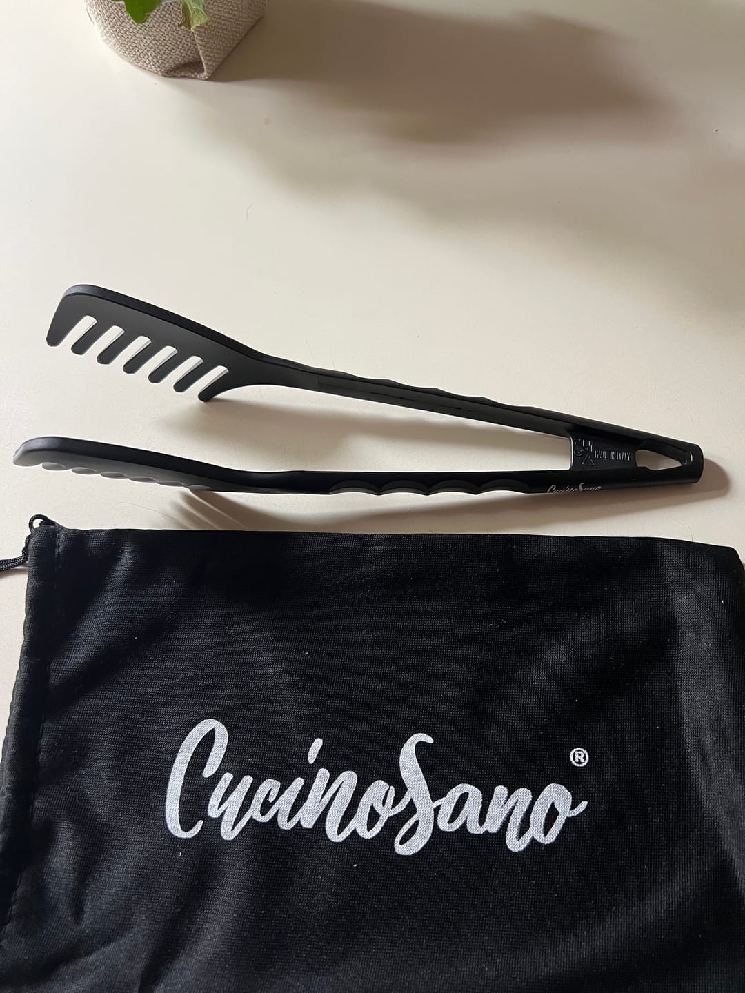 Customer photo review of Pinza multiuso, 100% nylon riciclabile [BLACK]