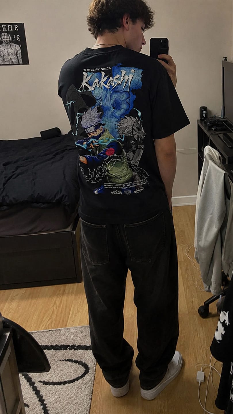 Customer photo review of Naruto | Hatake Kakashi Heavyweight T-Shirt