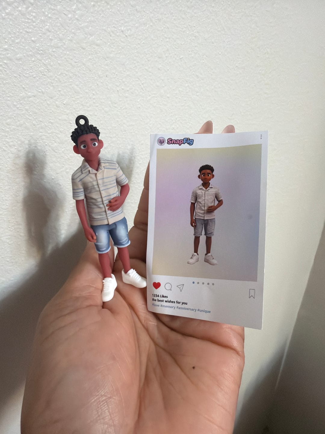 Customer photo review of Custom 3D Figure Keychain