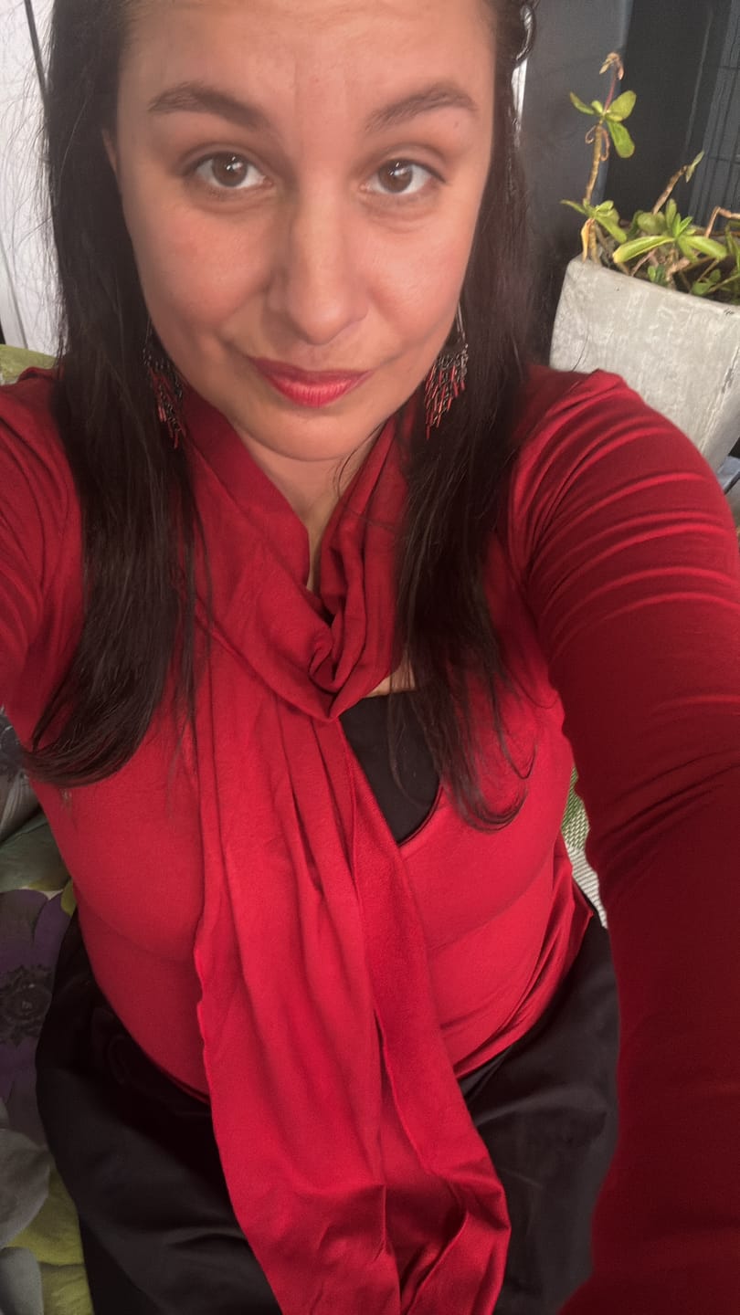 Customer photo review of Verse Top - Red