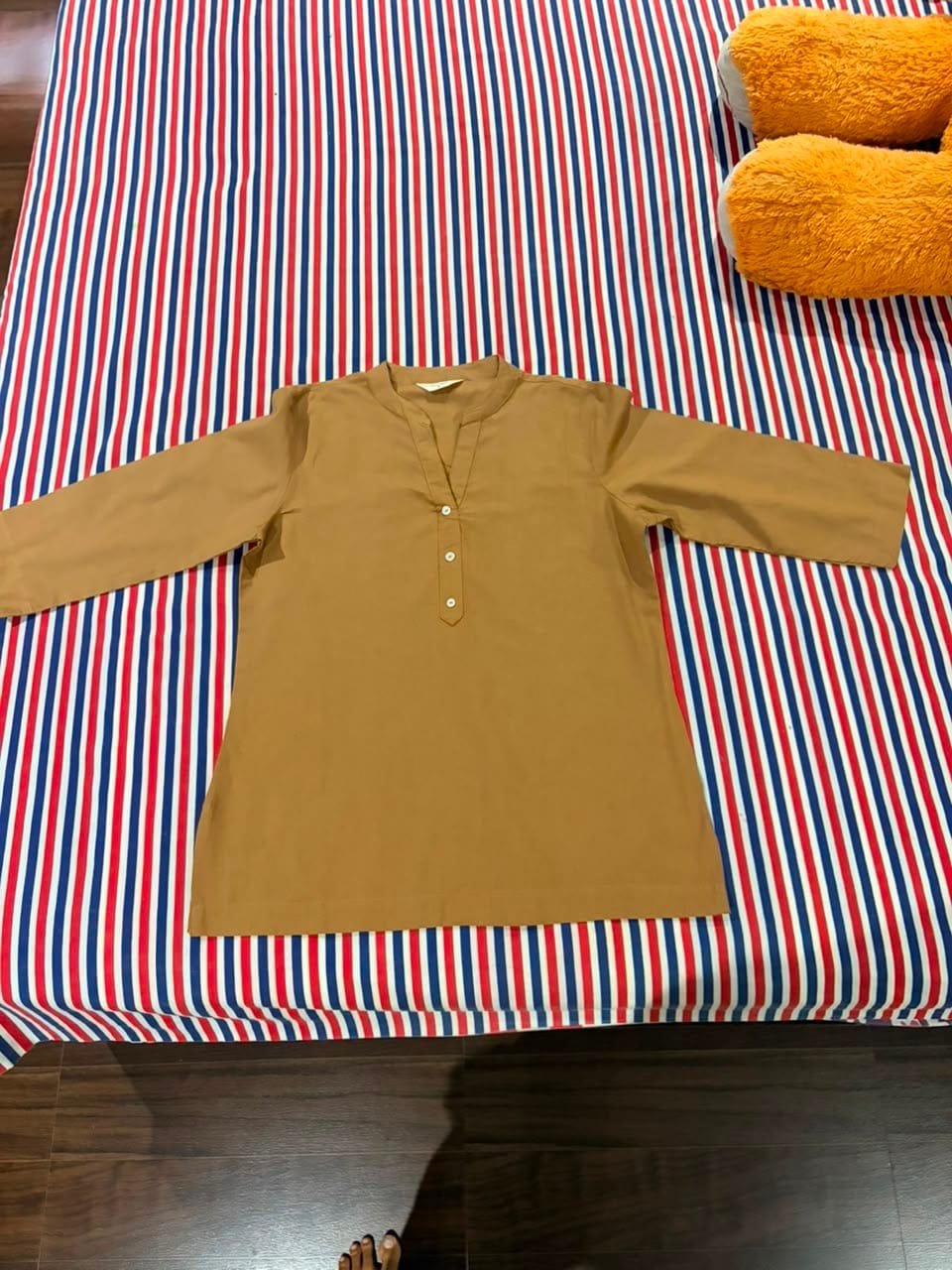 Customer photo review of Women Coffee Brown Airy Linen Short Kurta