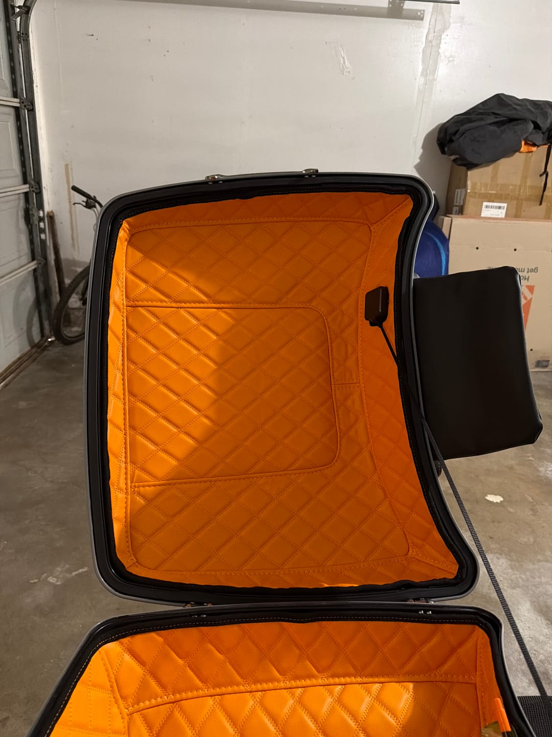 Customer photo review of Mocardine Tour Trunk Pack Liners Fit 2014-2026 Models Diamond Grid  PU Leather Shockproof Inner Lining