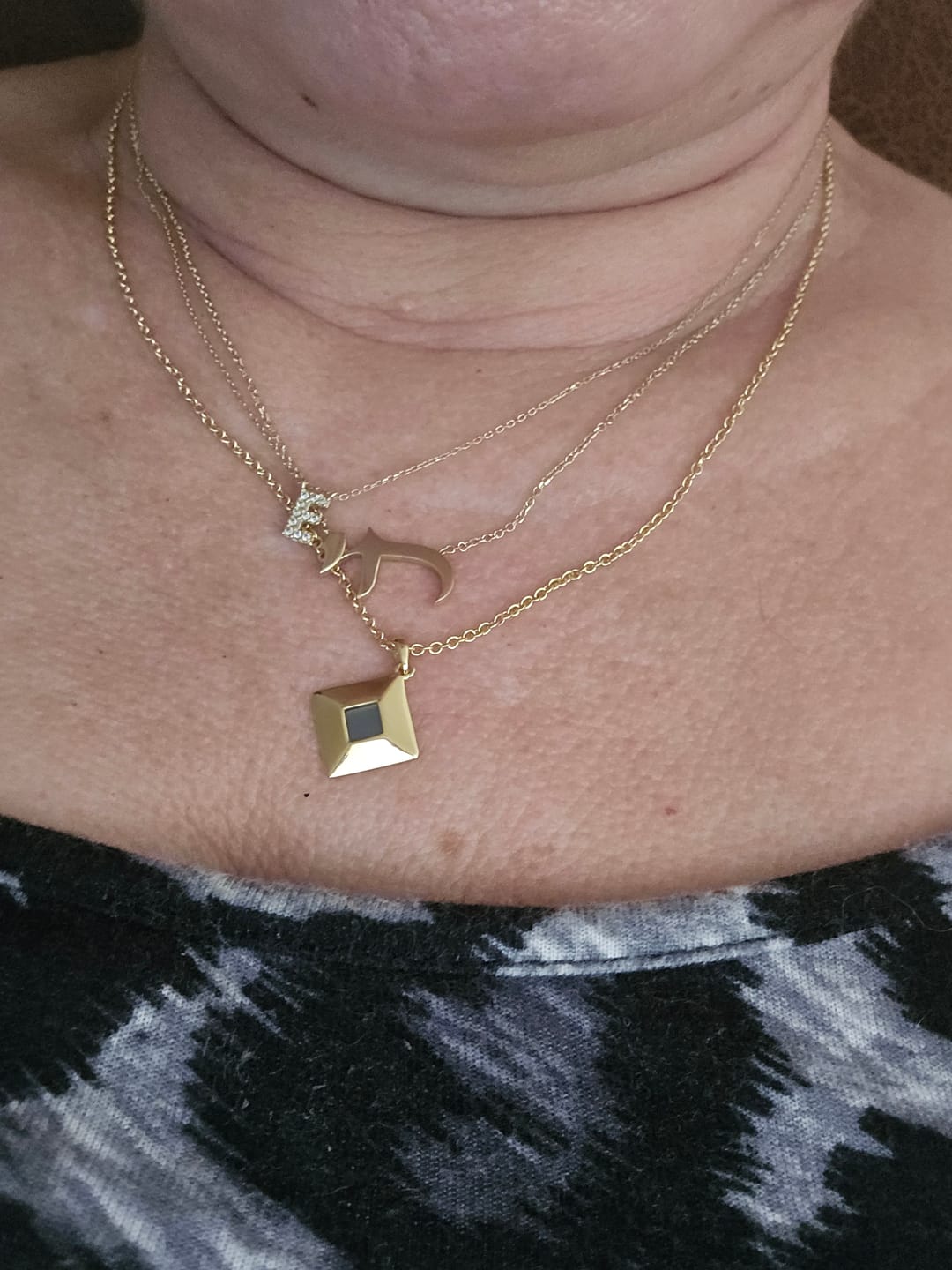 Customer photo review of Classic TANAOR Necklace