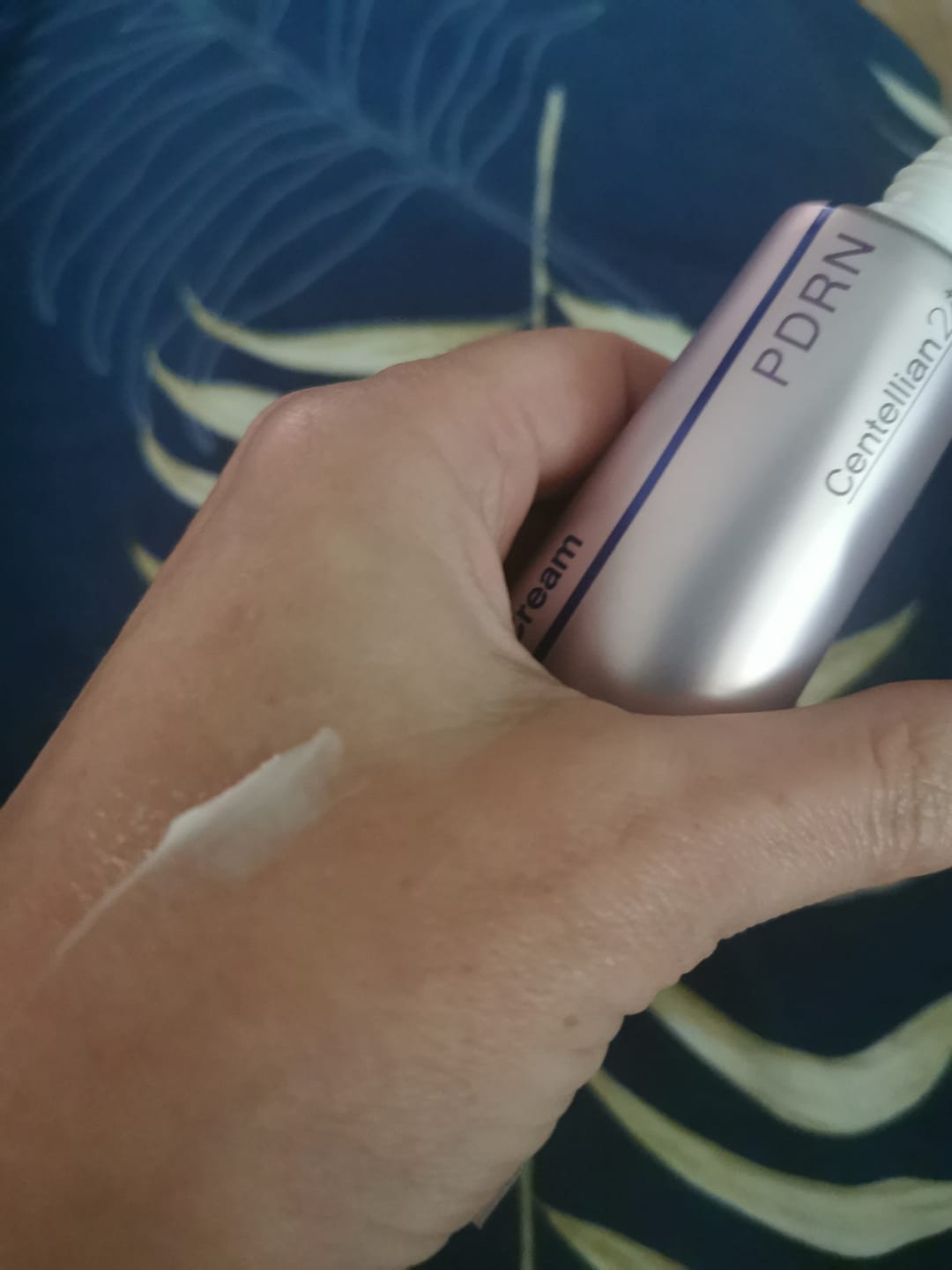 Customer photo review of Atjaunojošs sejas krēms ar PDRN Centellian24 Expert Madeca Cream Active Renew PDRN