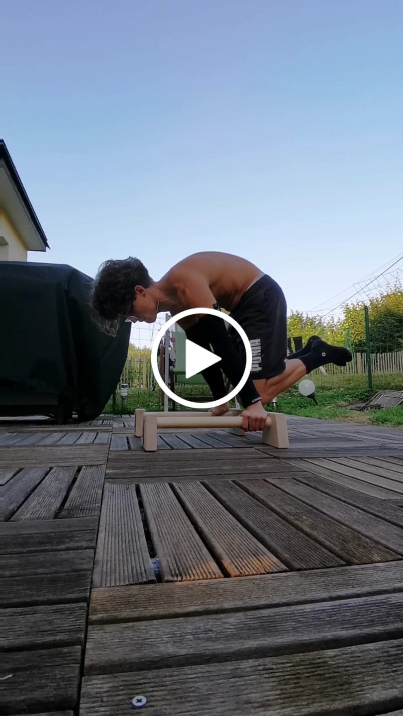 Customer video review of Wooden Parallettes LONG