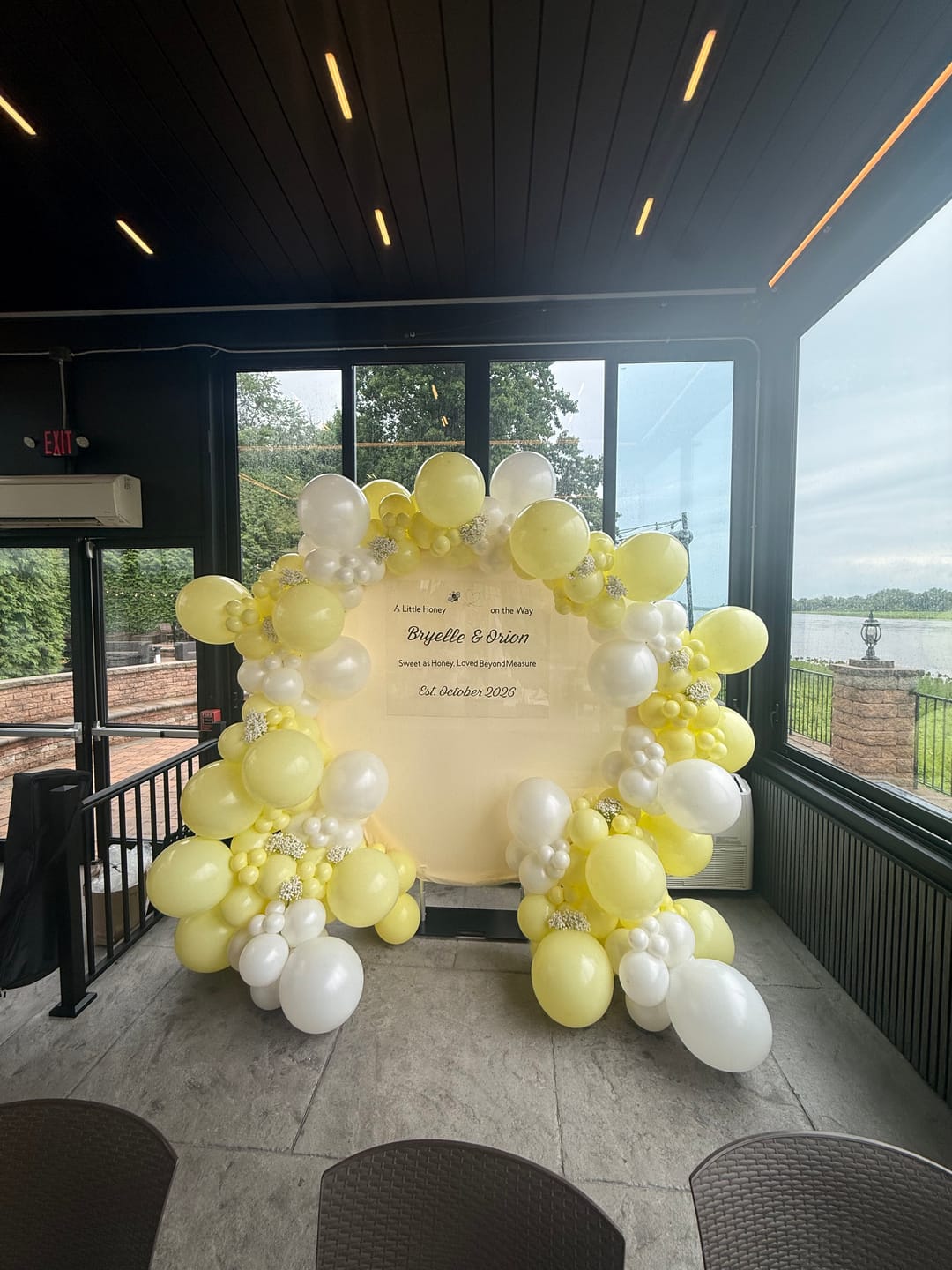 Customer photo review of 6ft 6.5ft Aluminum Alloy tube Round Circle Backdrop Stand For Wedding Birthday Baby Shower