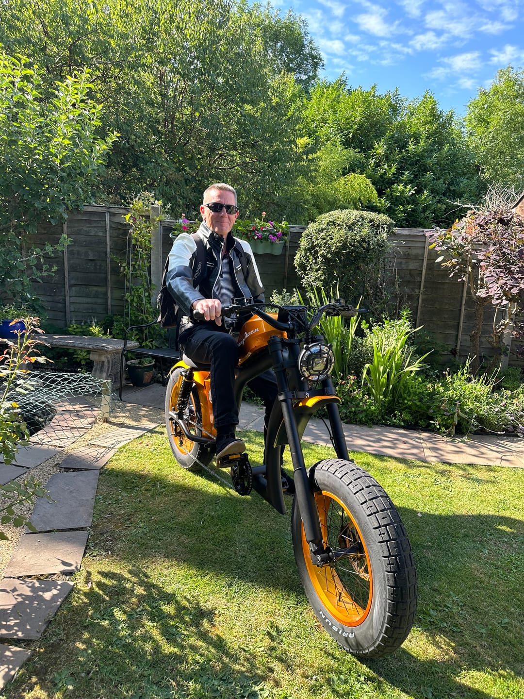 Customer photo review of Vélo électrique FatBike Mangosteen FT-02 style chopper