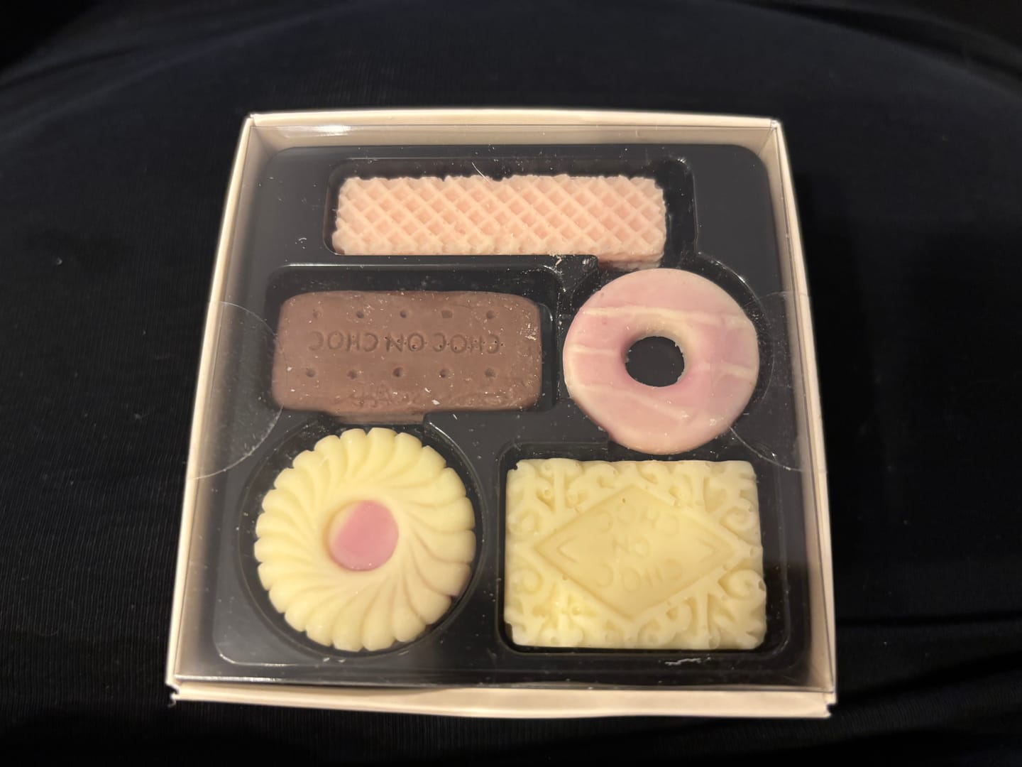 Customer photo review of Mini Chocolate Biscuits