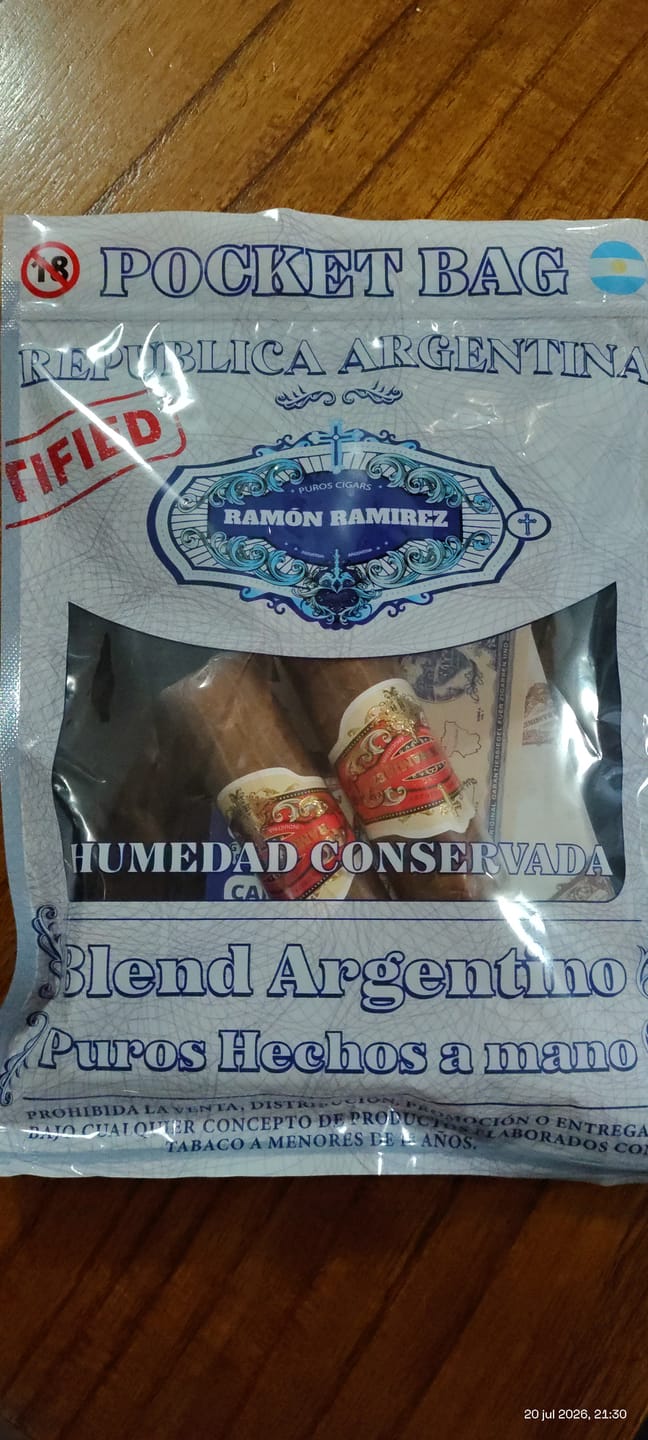 Customer photo review of Bolsas Humidor Ramón Ramirez