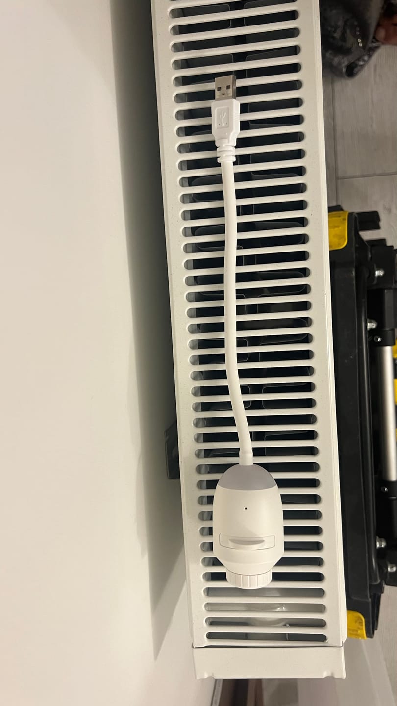 Customer photo review of USB Galaksi Projektör 2’si 1 Arada – LED Gece Lambası – 360° Ayarlanabilir 3 Değiştirilebilir Filmli LED Projektör