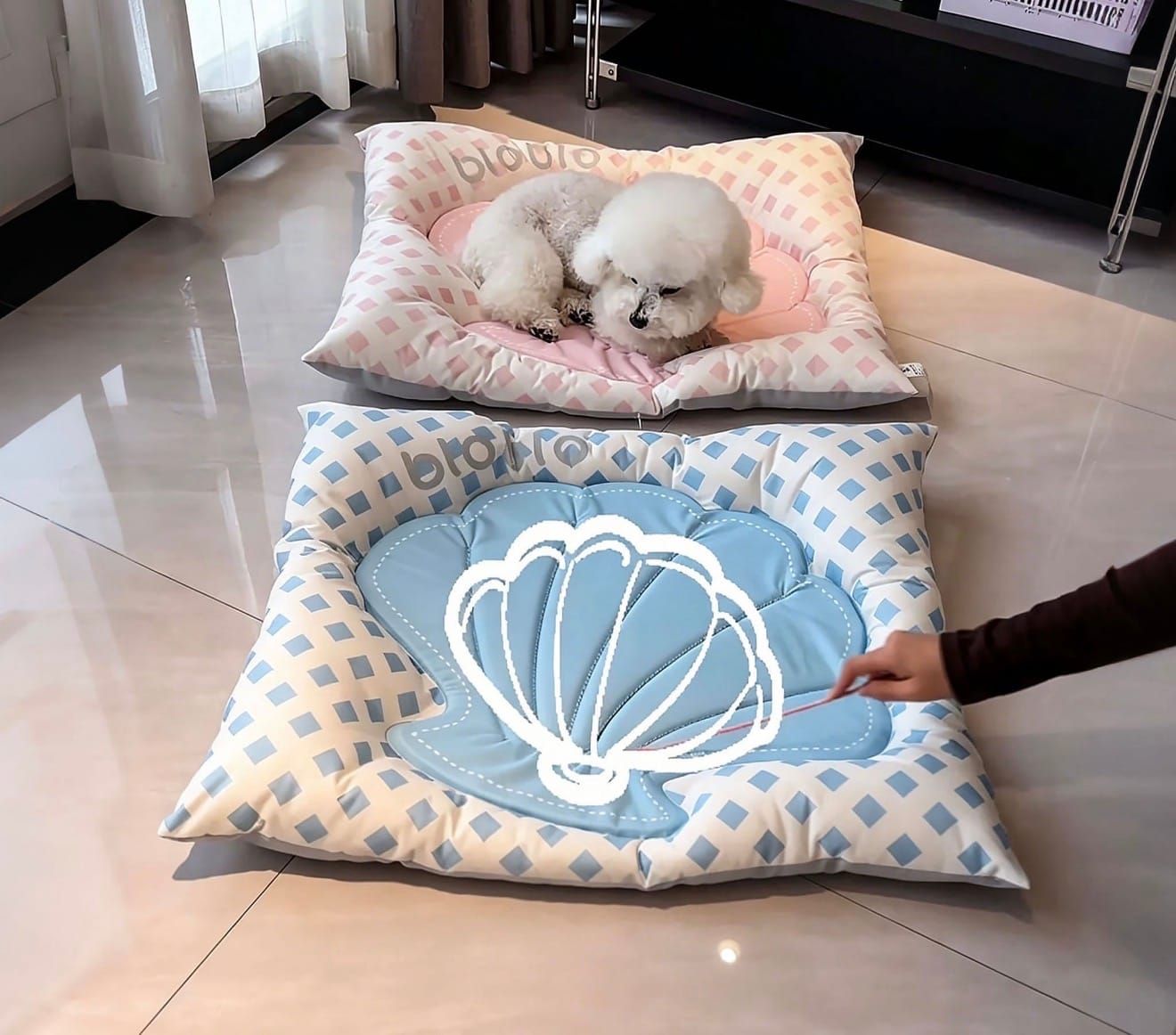 Customer photo review of Pet Shell Cooling Bed
