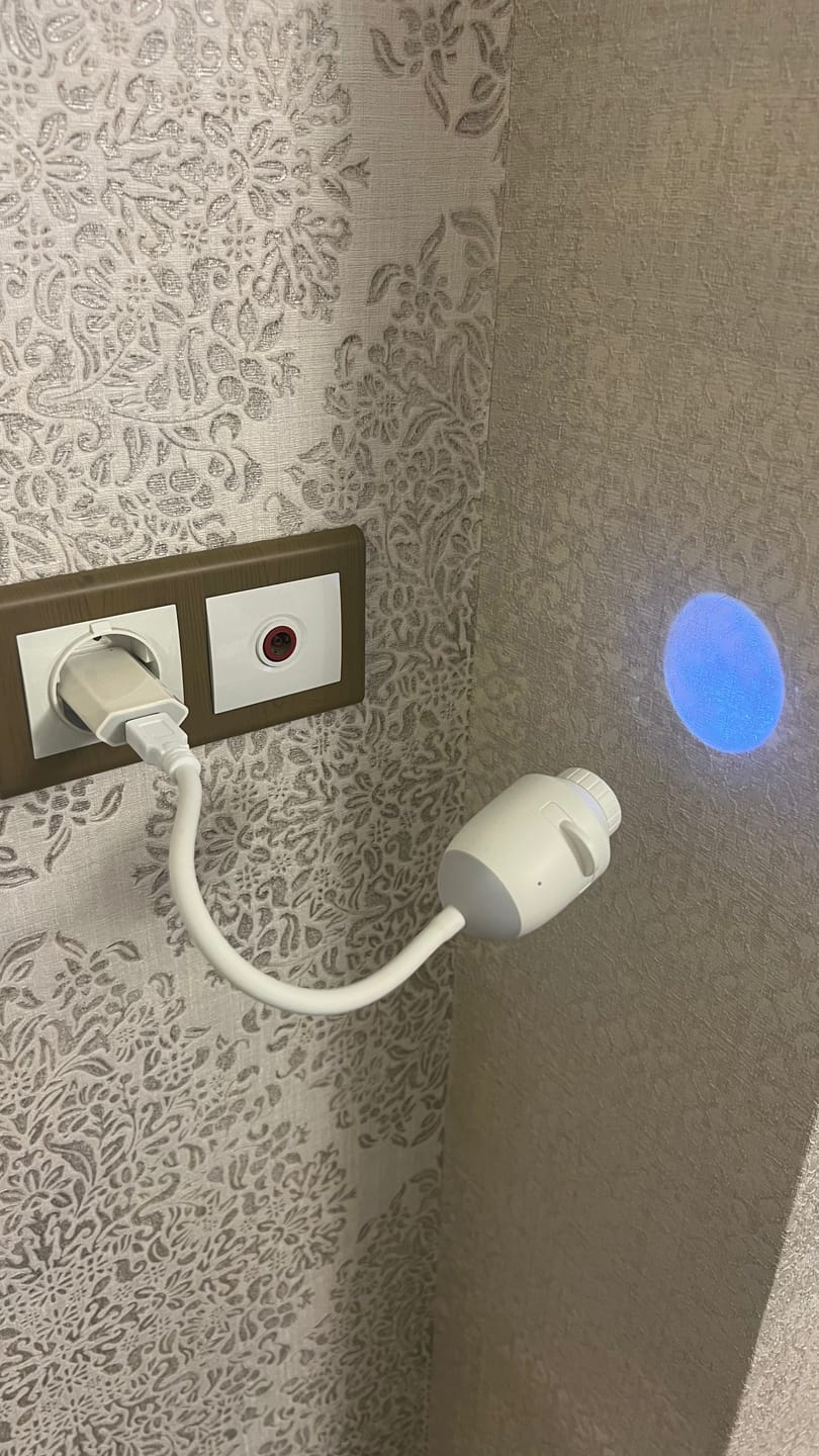 Customer photo review of USB Galaksi Projektör 2’si 1 Arada – LED Gece Lambası – 360° Ayarlanabilir 3 Değiştirilebilir Filmli LED Projektör