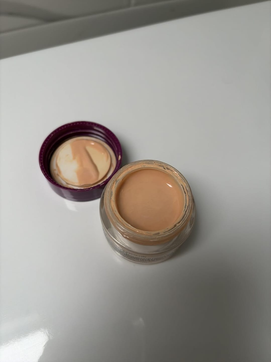 Customer photo review of Ecleria Calcium Eye Cream