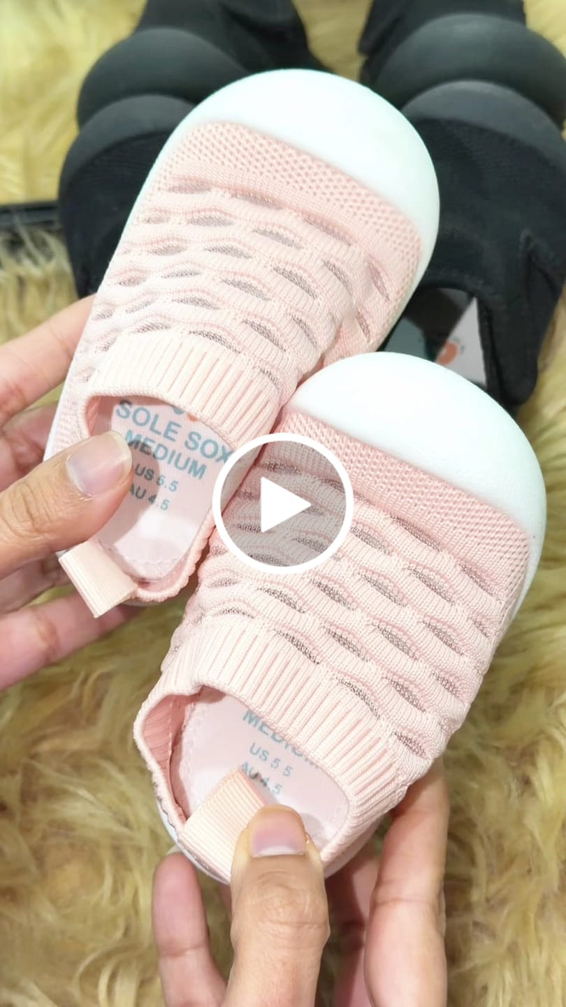 Customer video review of Black Velcro Sole Sox