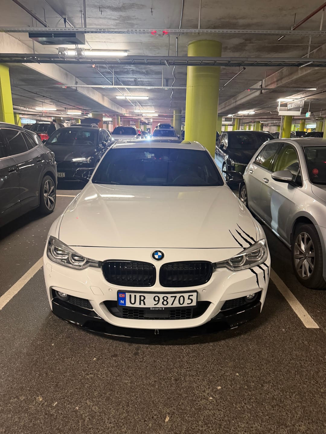 Customer photo review of BMW F30 & F31 Performance Frontleppe