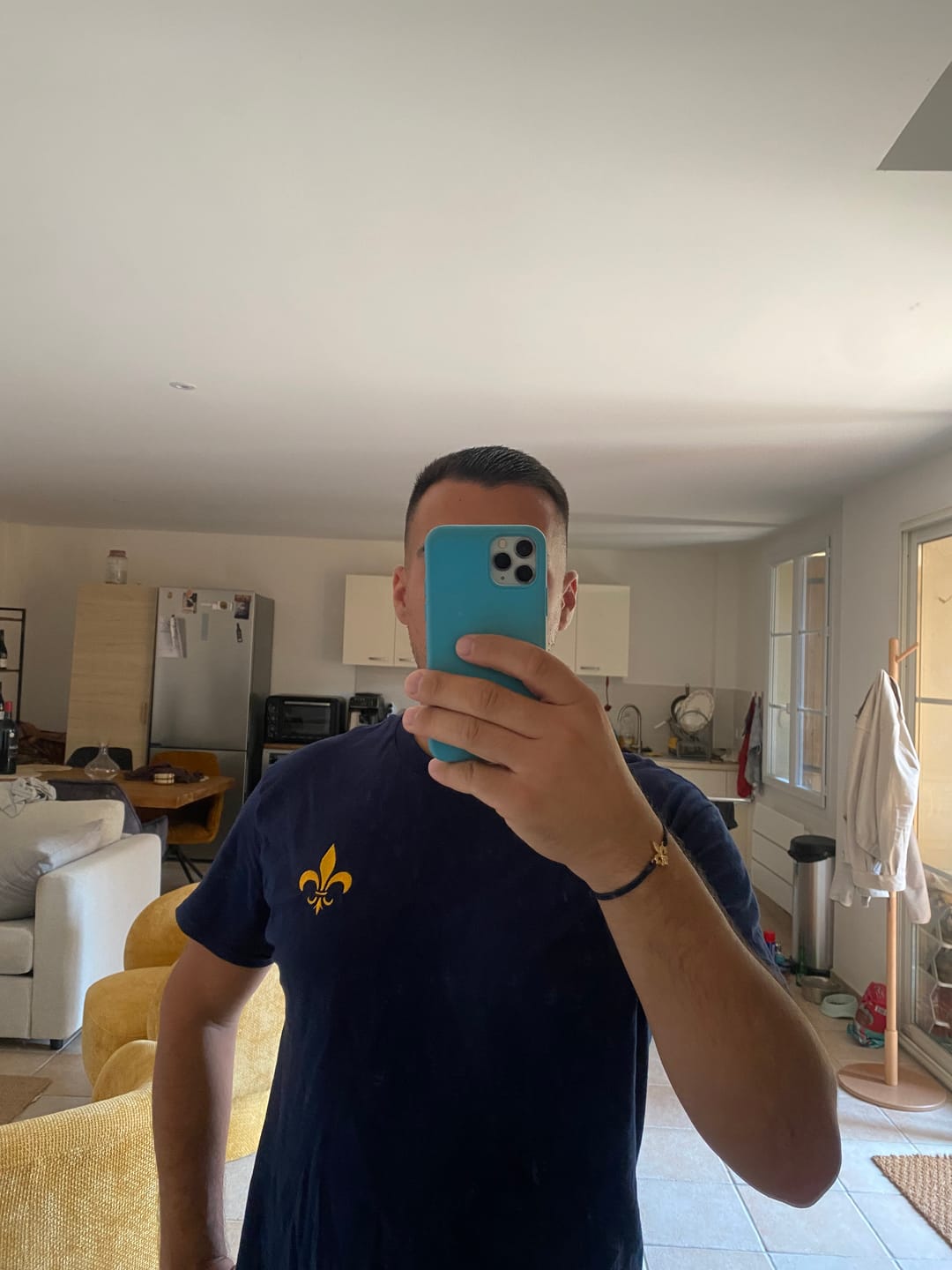 Customer photo review of T-shirt - Fleur de Lys