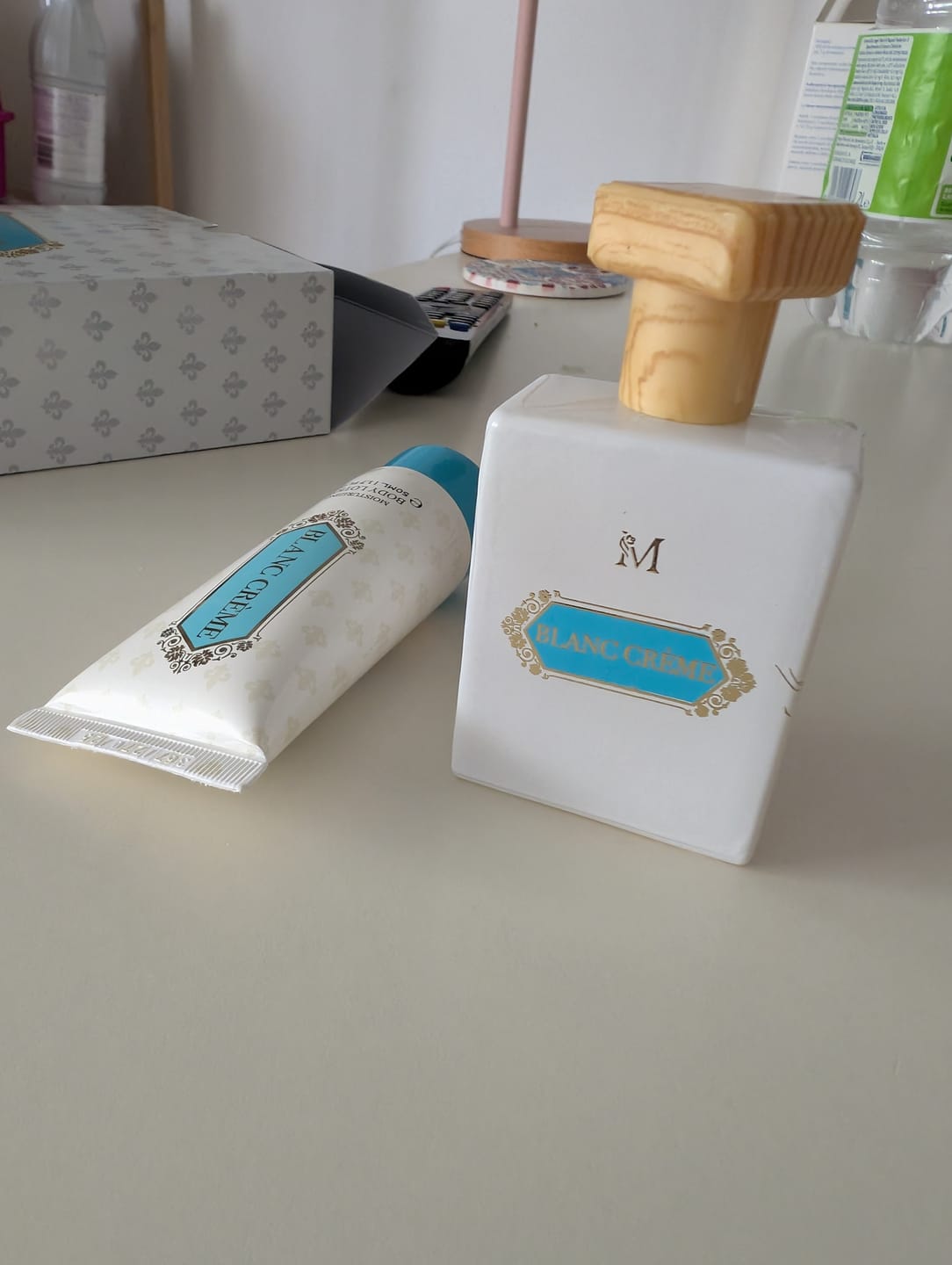 Customer photo review of MONTAGE® "BIANCO LATTE" PROFUMO DONNA + CREMA CORPO 100ML